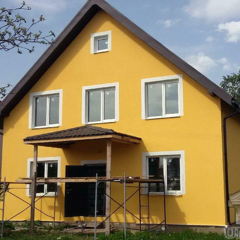 Монтаж жёлтого фасада в Снегирях